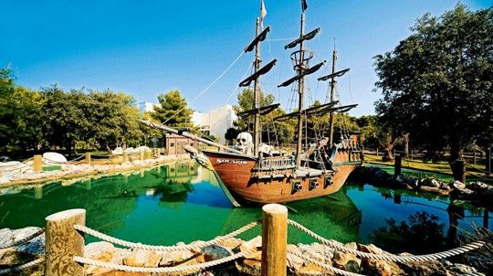 7019-sport-recreation-pirates-adventure-mini-golf