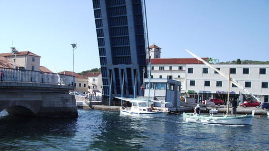 tisno-9