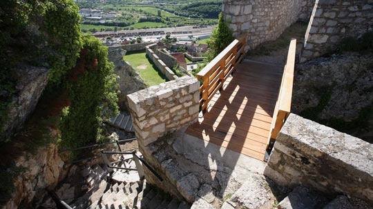 knin-3