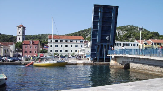 tisno-8
