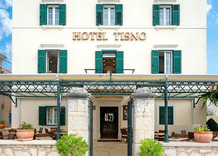 Hotels in Tisno